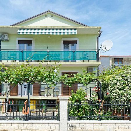 Apartments Grassi By Rent Istria Umag Exteriör bild