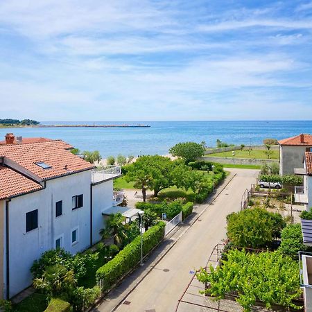 Apartments Grassi By Rent Istria Umag Exteriör bild