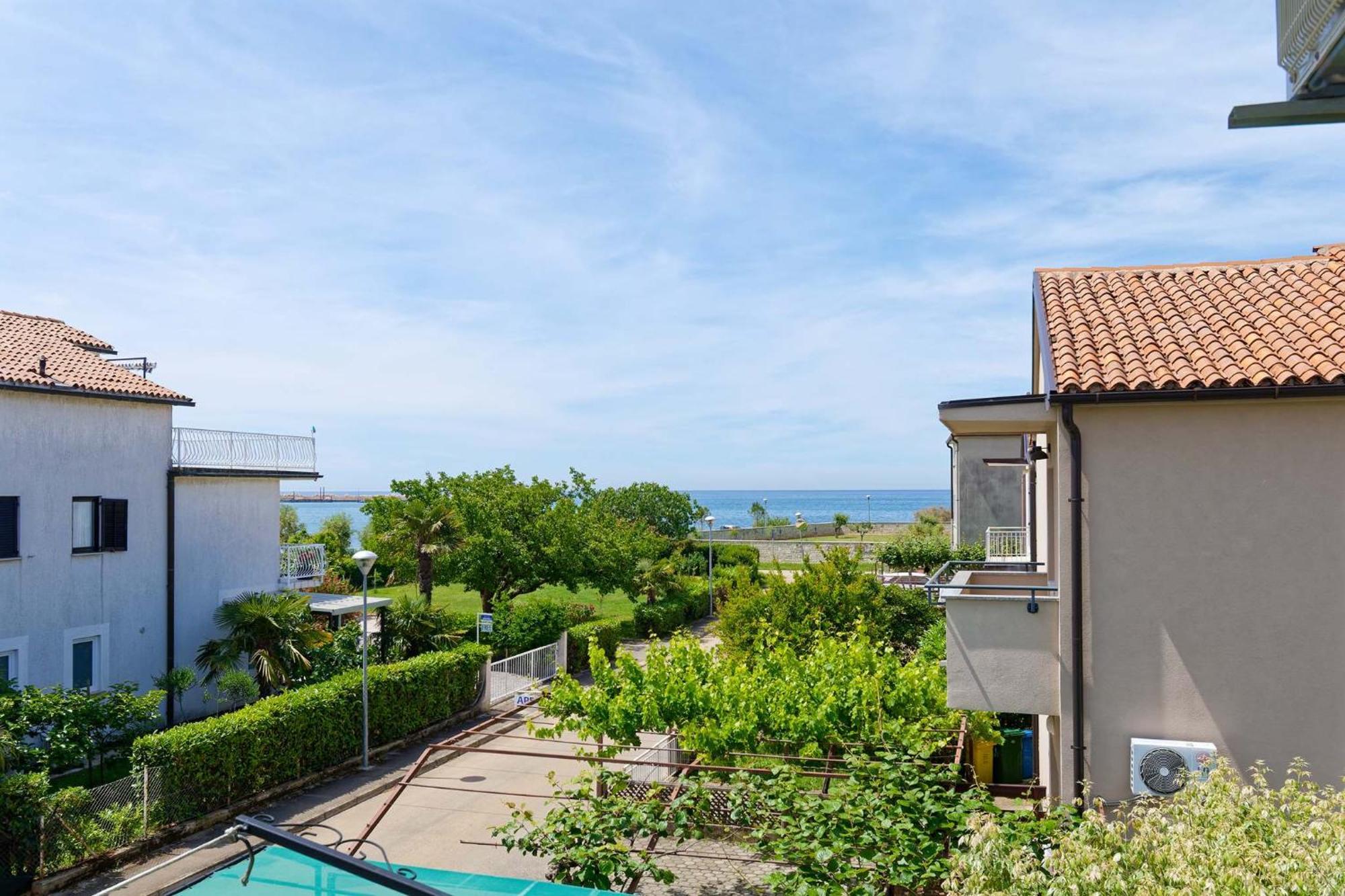 Apartments Grassi By Rent Istria Umag Exteriör bild